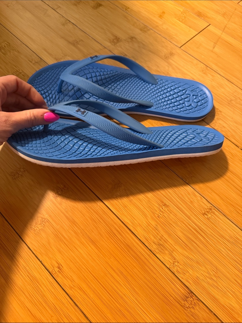 Under Armour Light Blue Textured Thong Sandals - Picture 3 of 5